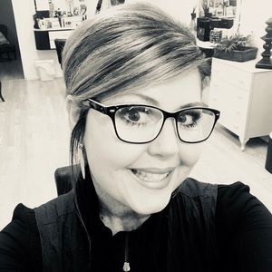 Meet your Posher, Karen